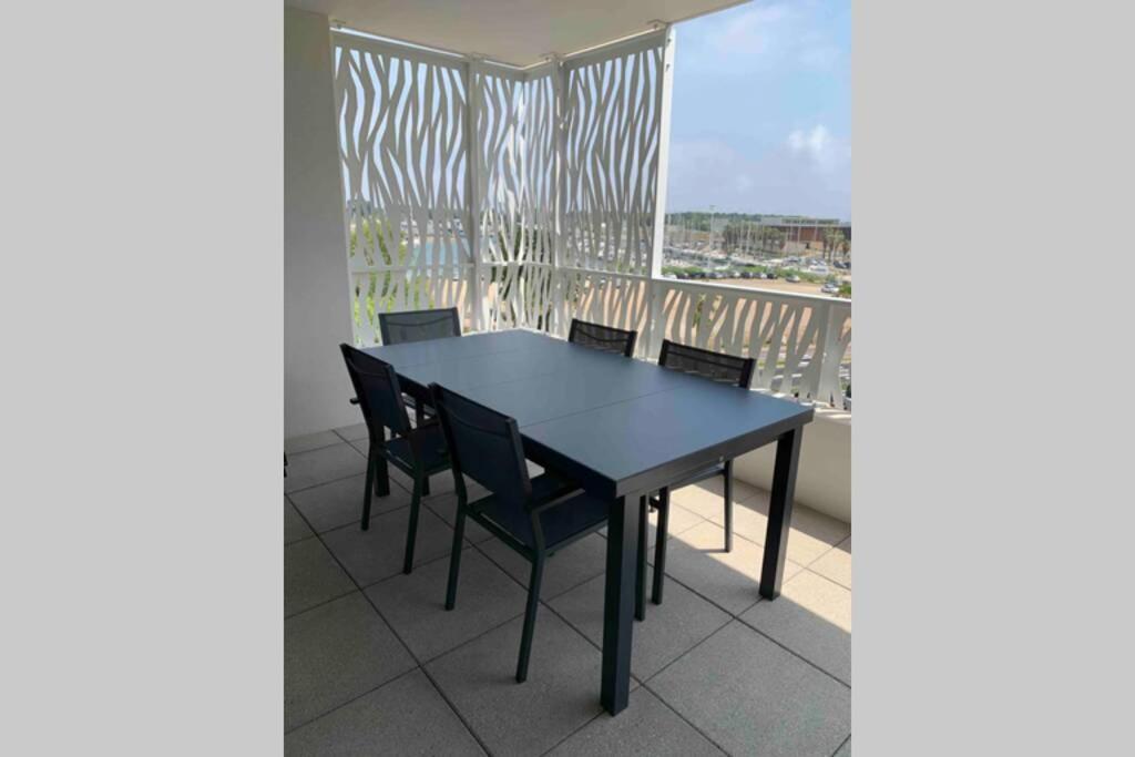 Les Terrasses Du Port Apartment Canet-en-Roussillon Exterior photo